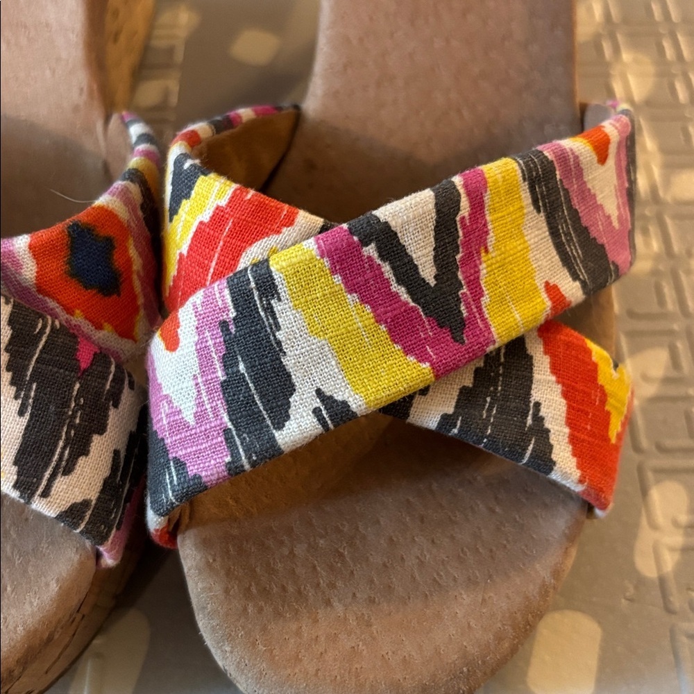 Colorful Toms Wedges - Picture 2 of 8